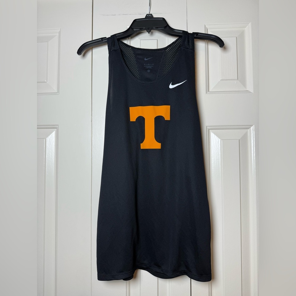 Nike Women’s University of Tennessee Vols Black Tank Top - Picture 2 of 6